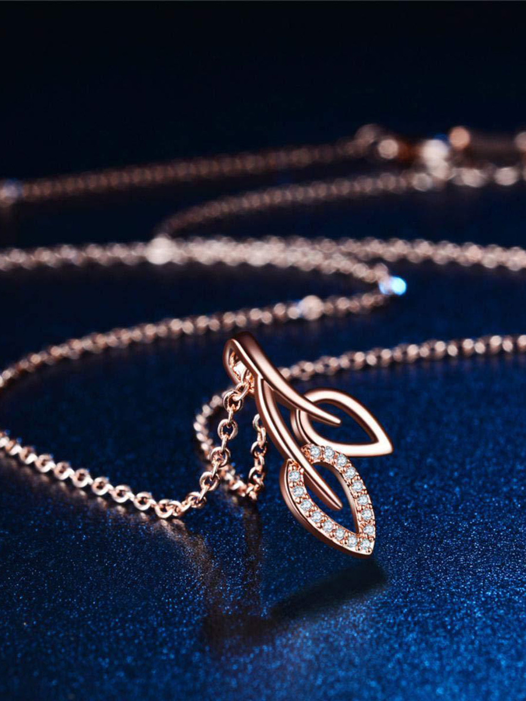 MYKI Rose Gold-Plated Classy Double Leaves Pendant