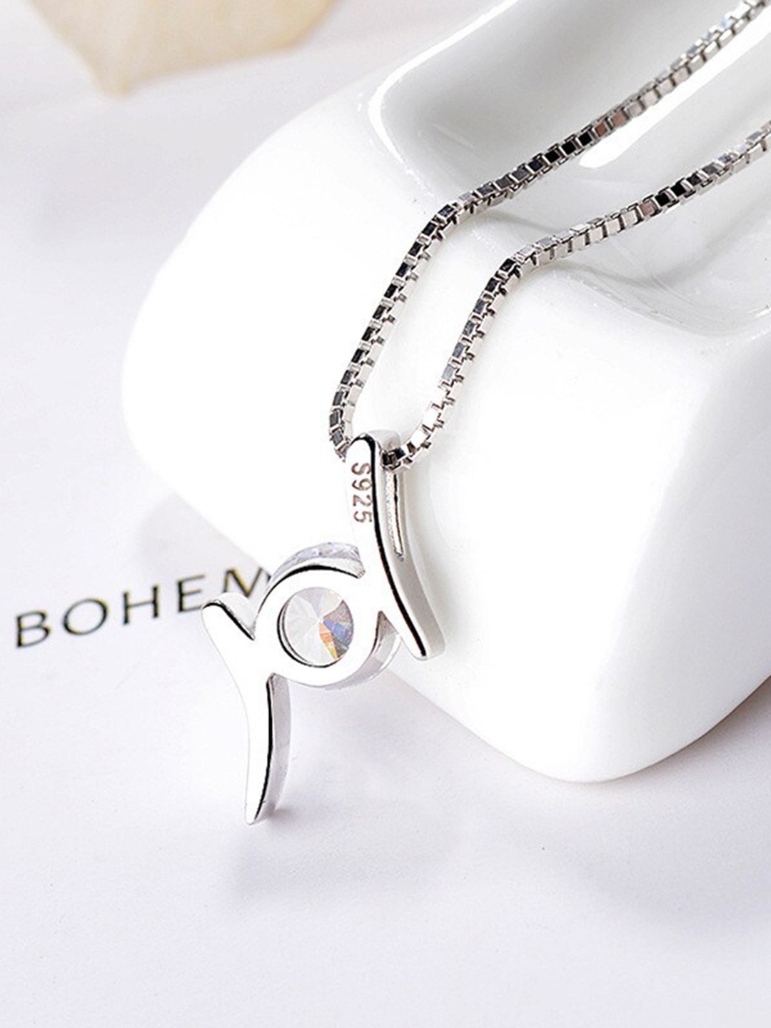 MYKI Women High Quality Solitaire Elegant Cubic Zirconia Pendant