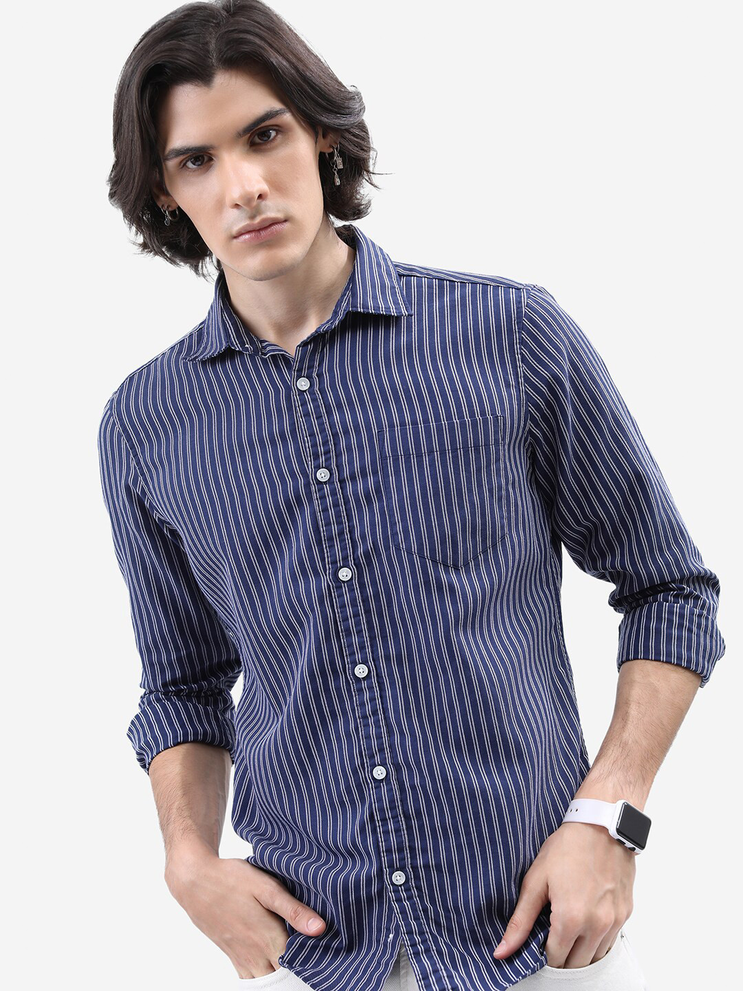 HIGHLANDER Navy blue Vertical Striped Slim Fit Casual Shirt