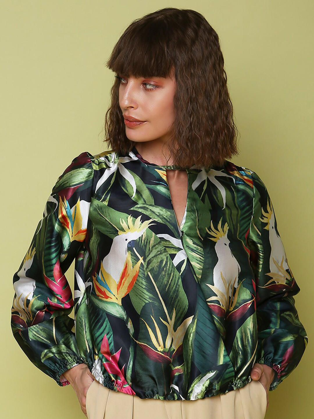 Vero Moda Tropical  Printed Blouson Top