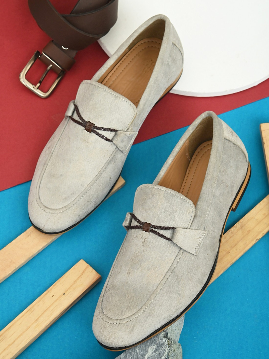 House of Pataudi Men Lightweight Comfort Insole Basics Loafers