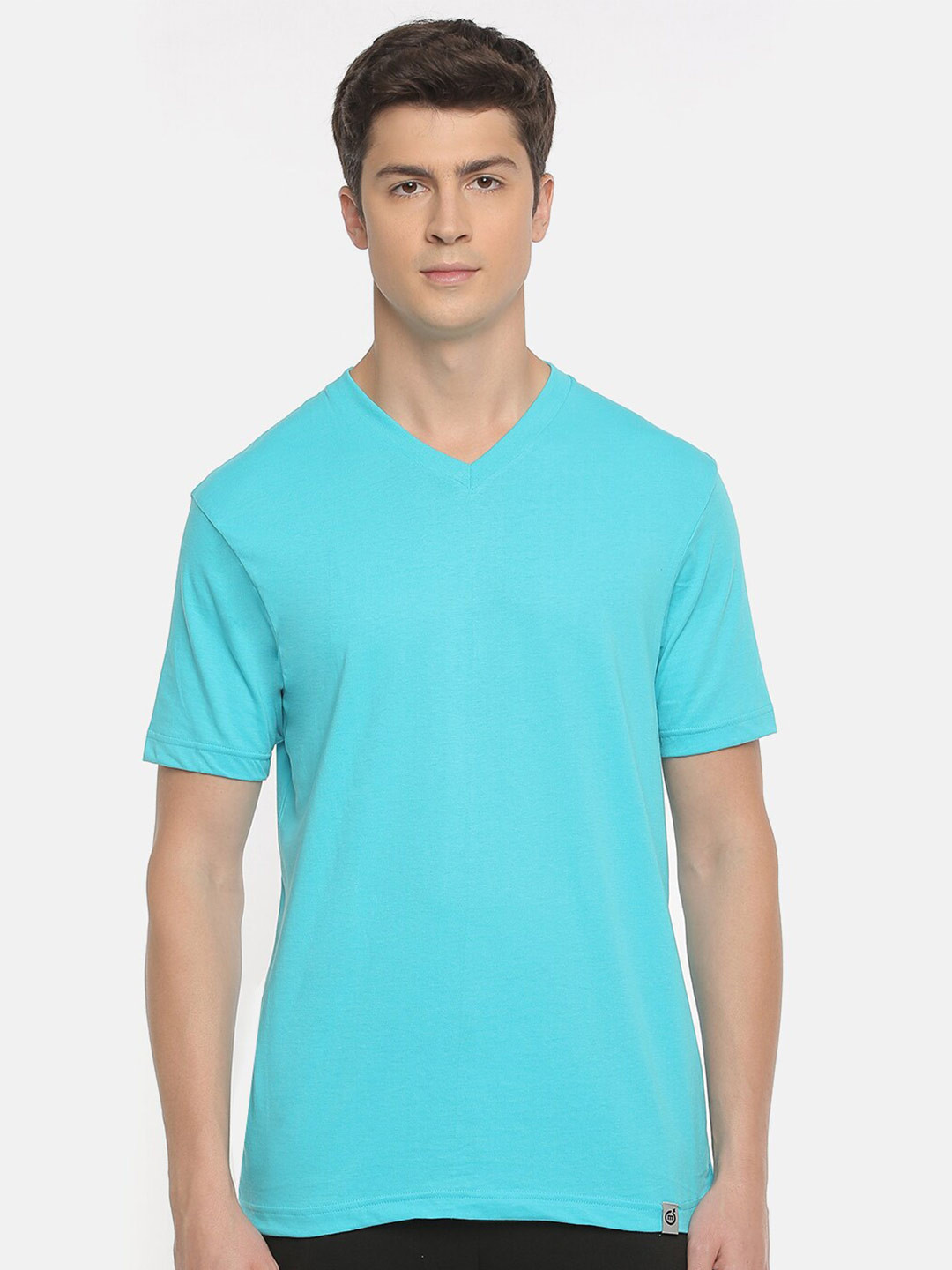 Macroman M-Series Men Solid V-Neck T-shirt