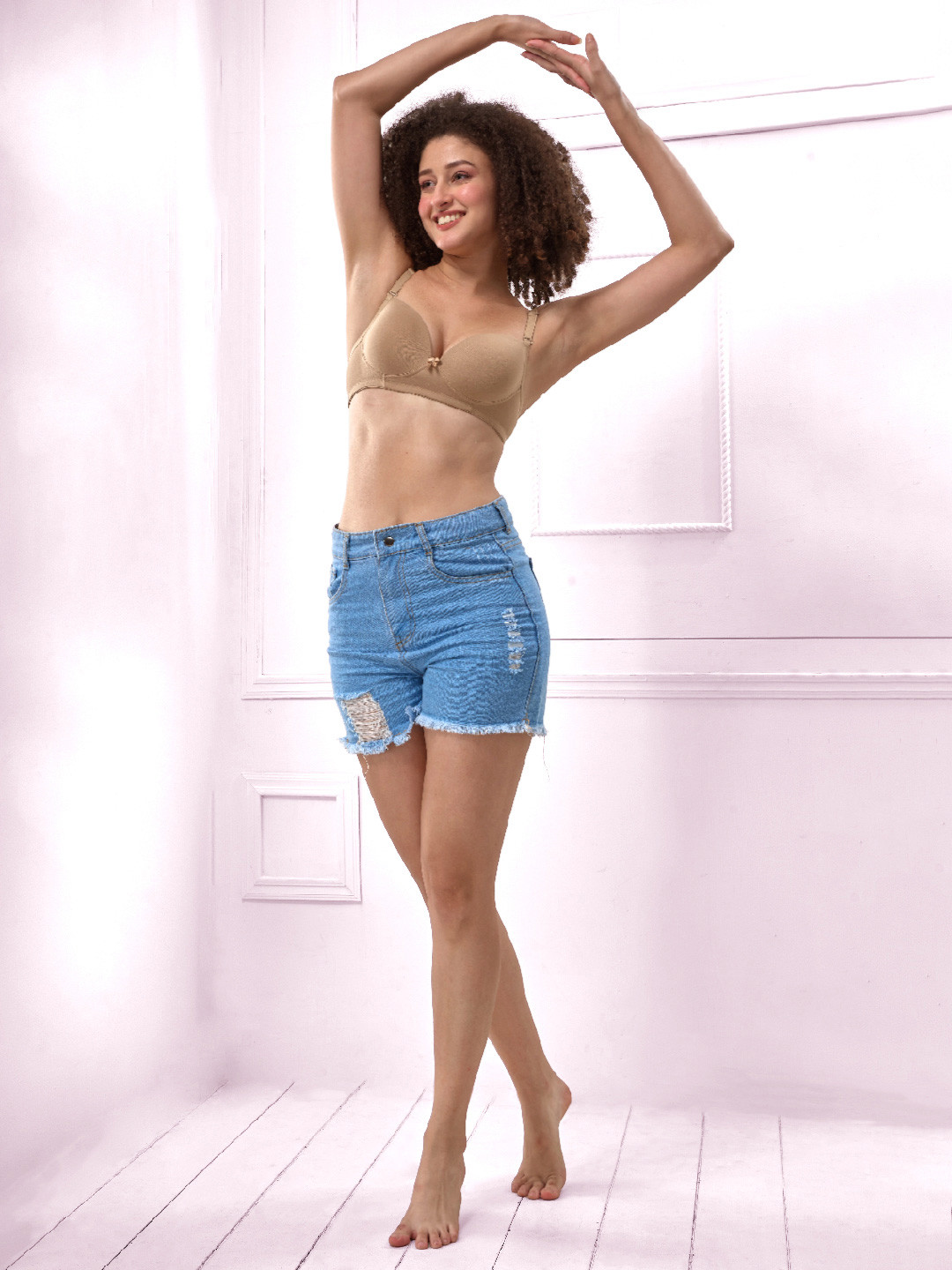 LYRA Tan Combed Cotton Seamless Wrinkle-free cups Bra with Deatchable Strap