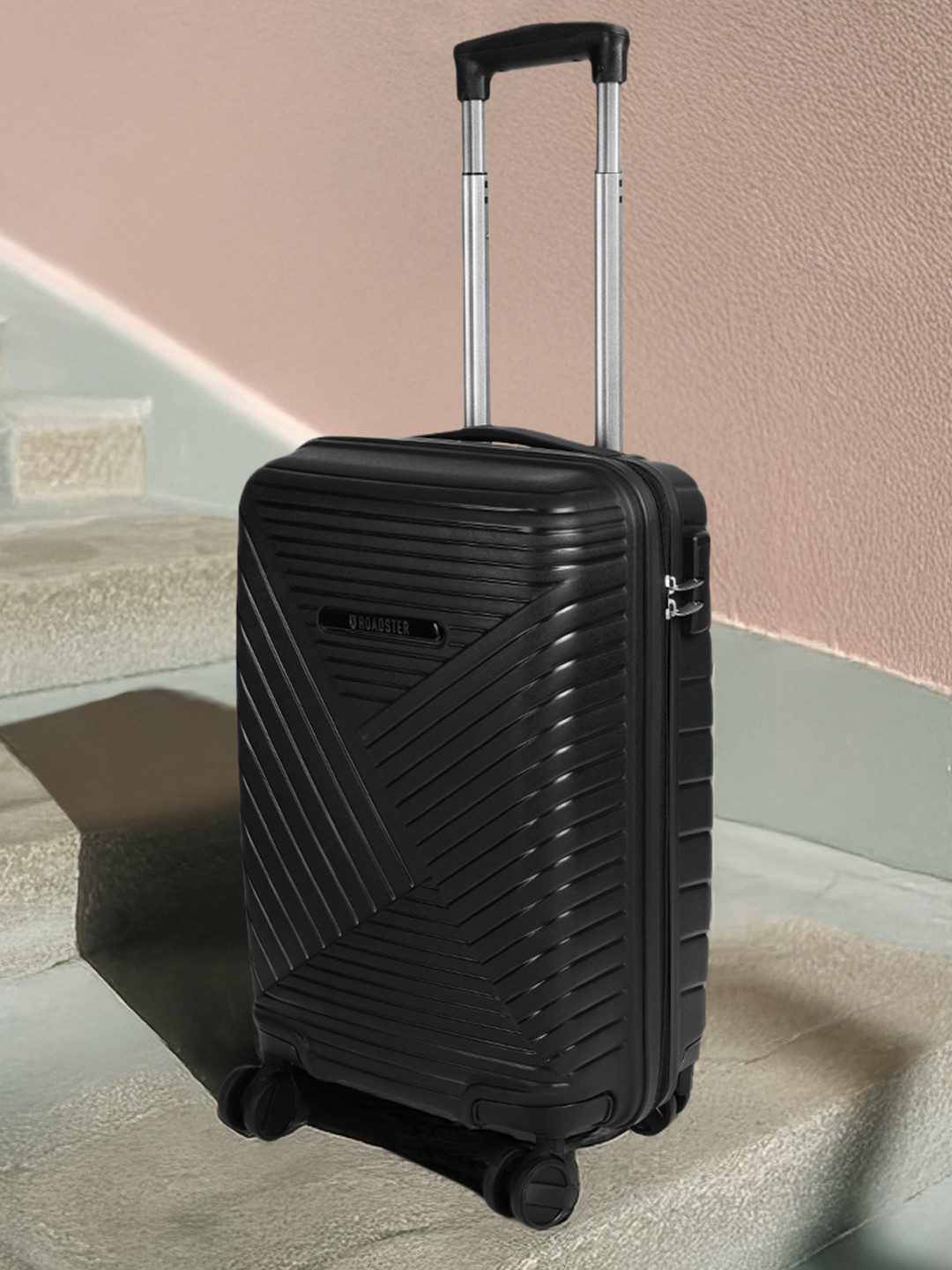 Roadster Textured Hard-Sided Cabin Trolley Bag 55 cm