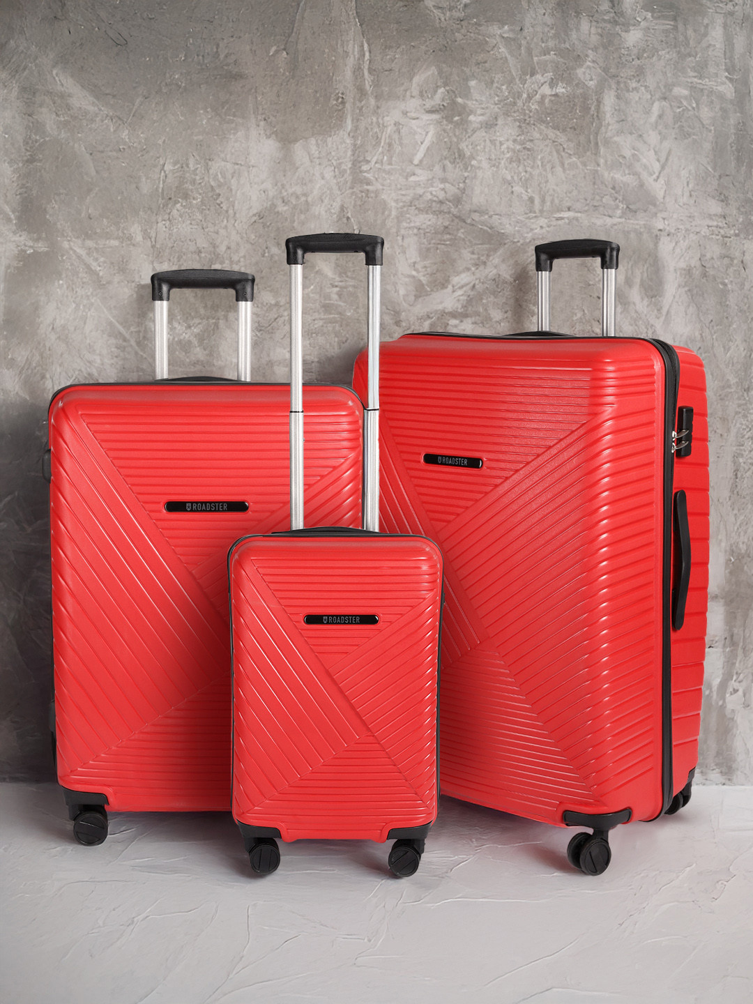 Roadster Arrow Set of 3 Textured Hard-Sided Trolley Bags
