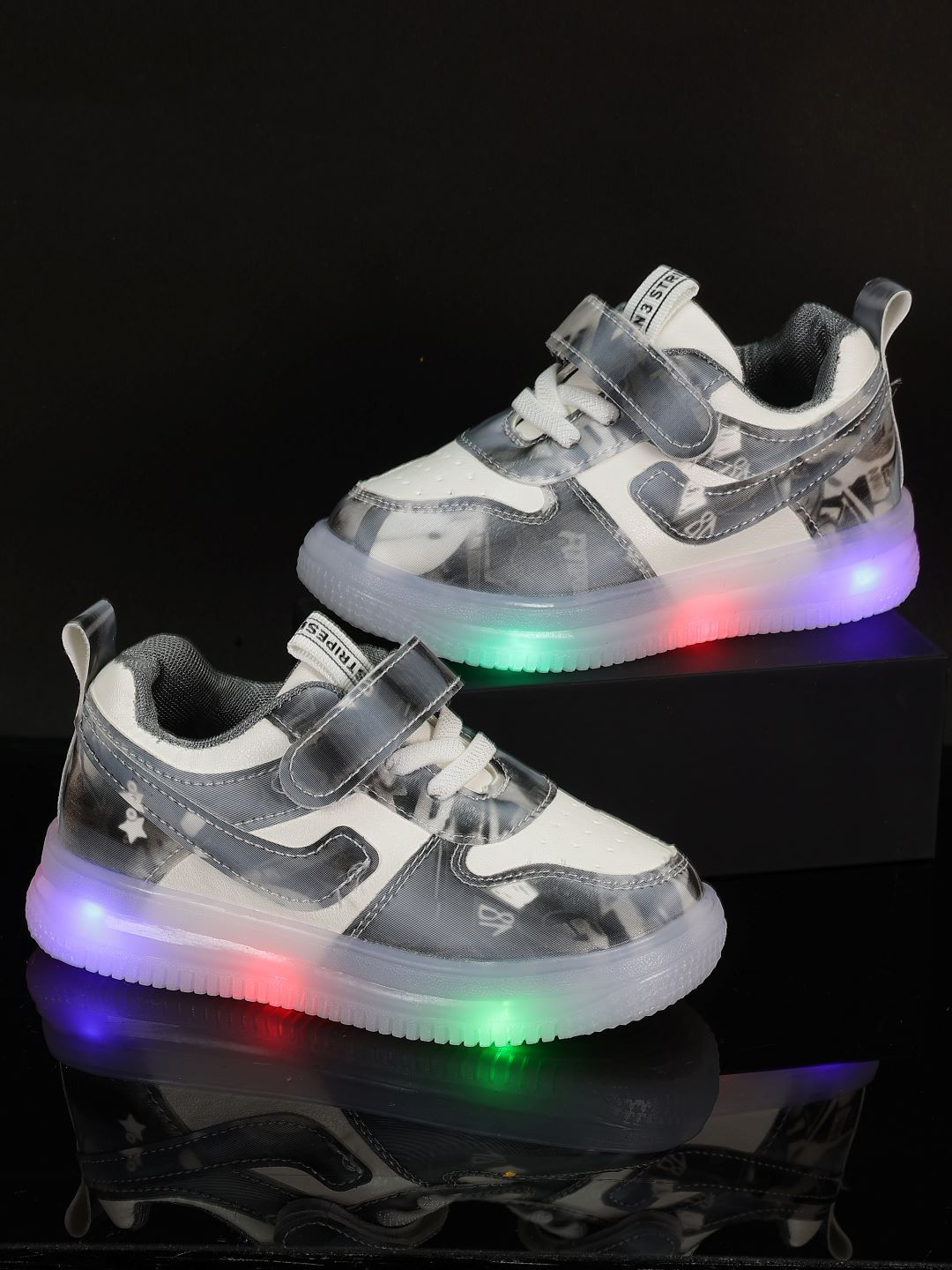 PASSION PETALS Kids Colourblocked Lightweight LED Sneakers