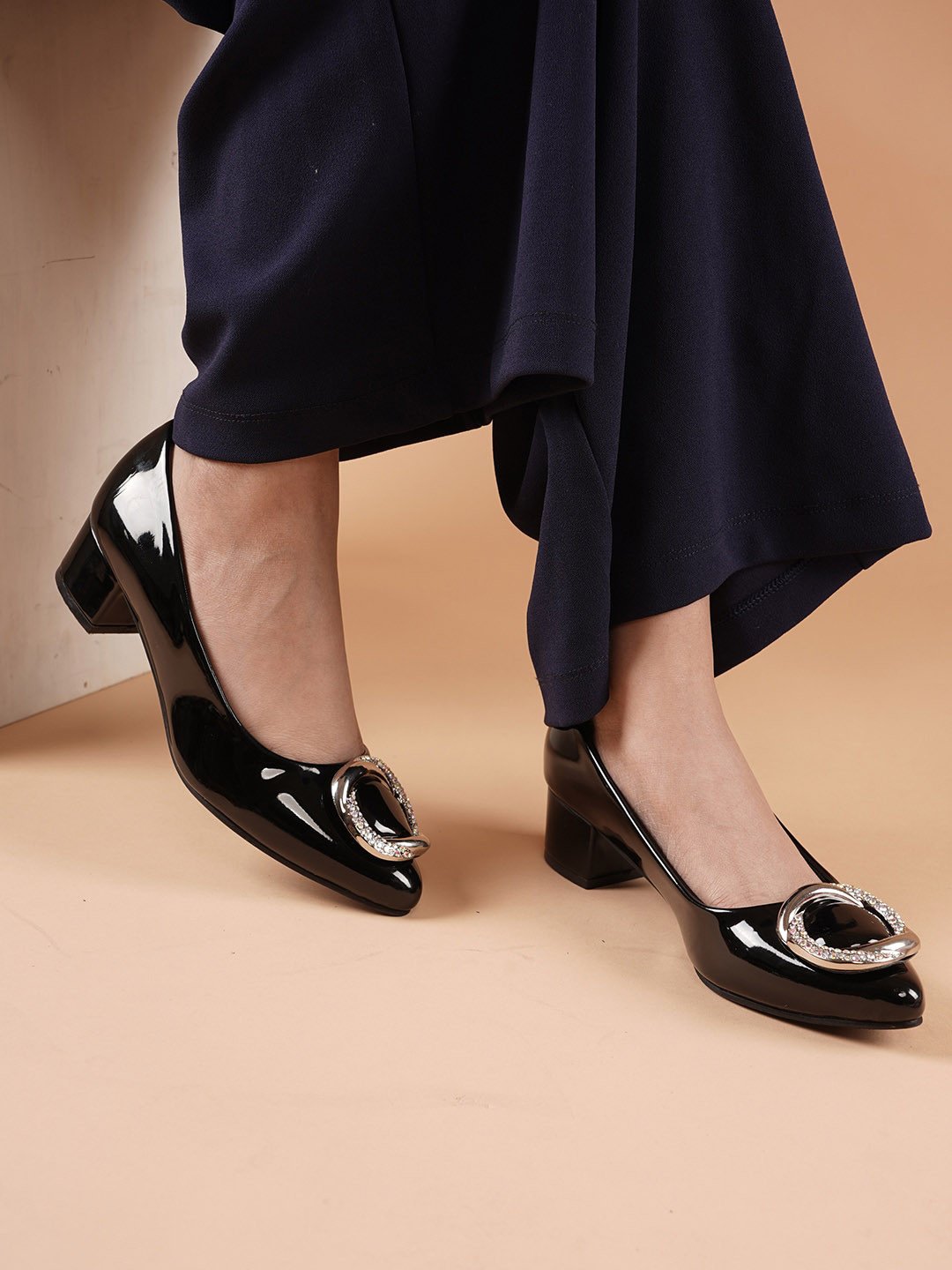 DressBerry Black & Gold Toned Embellished Pointed Toe Block Pumps