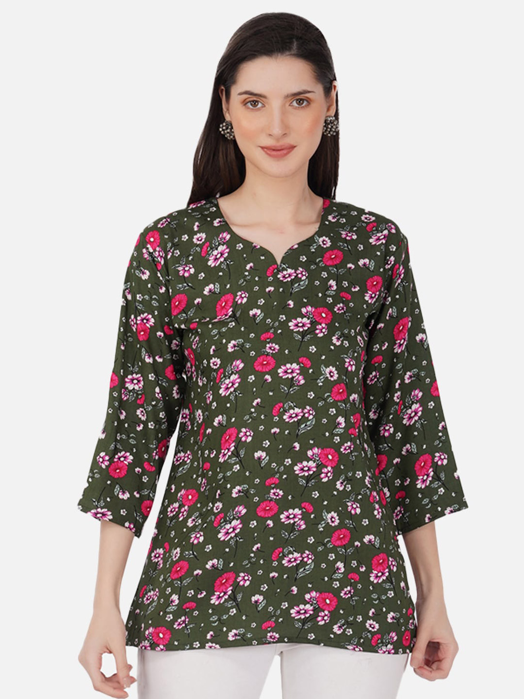 Romaisa Floral Printed Sweetheart Neck Three Quarter Sleeves Top