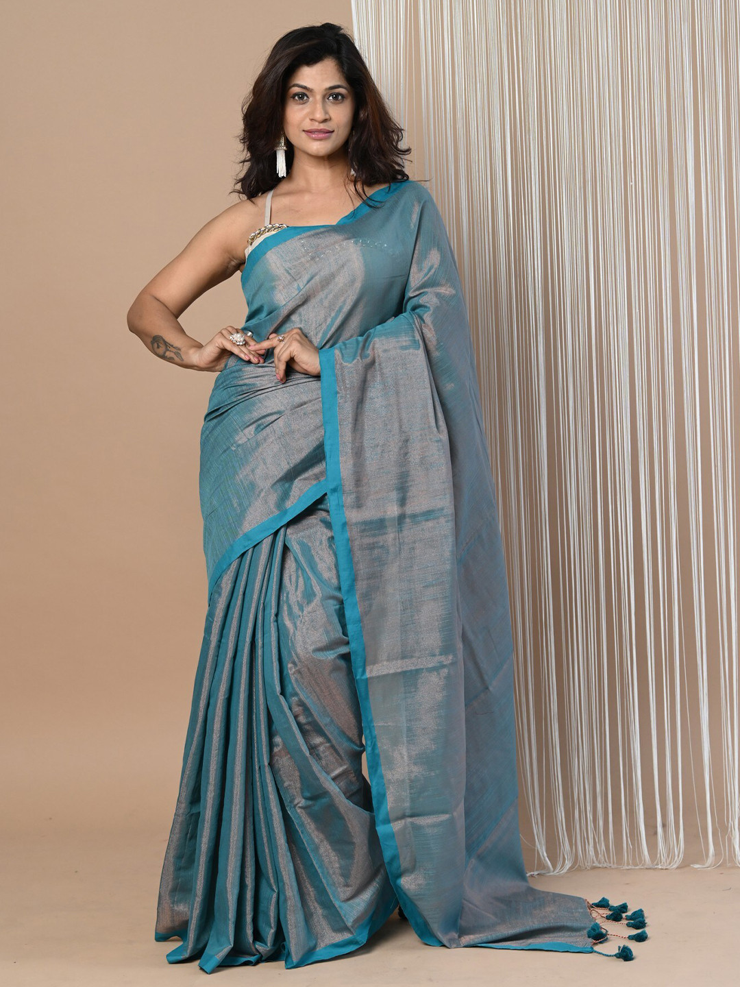 Very Much Indian Pure Cotton Zari Handloom Saree With Blouse Piece