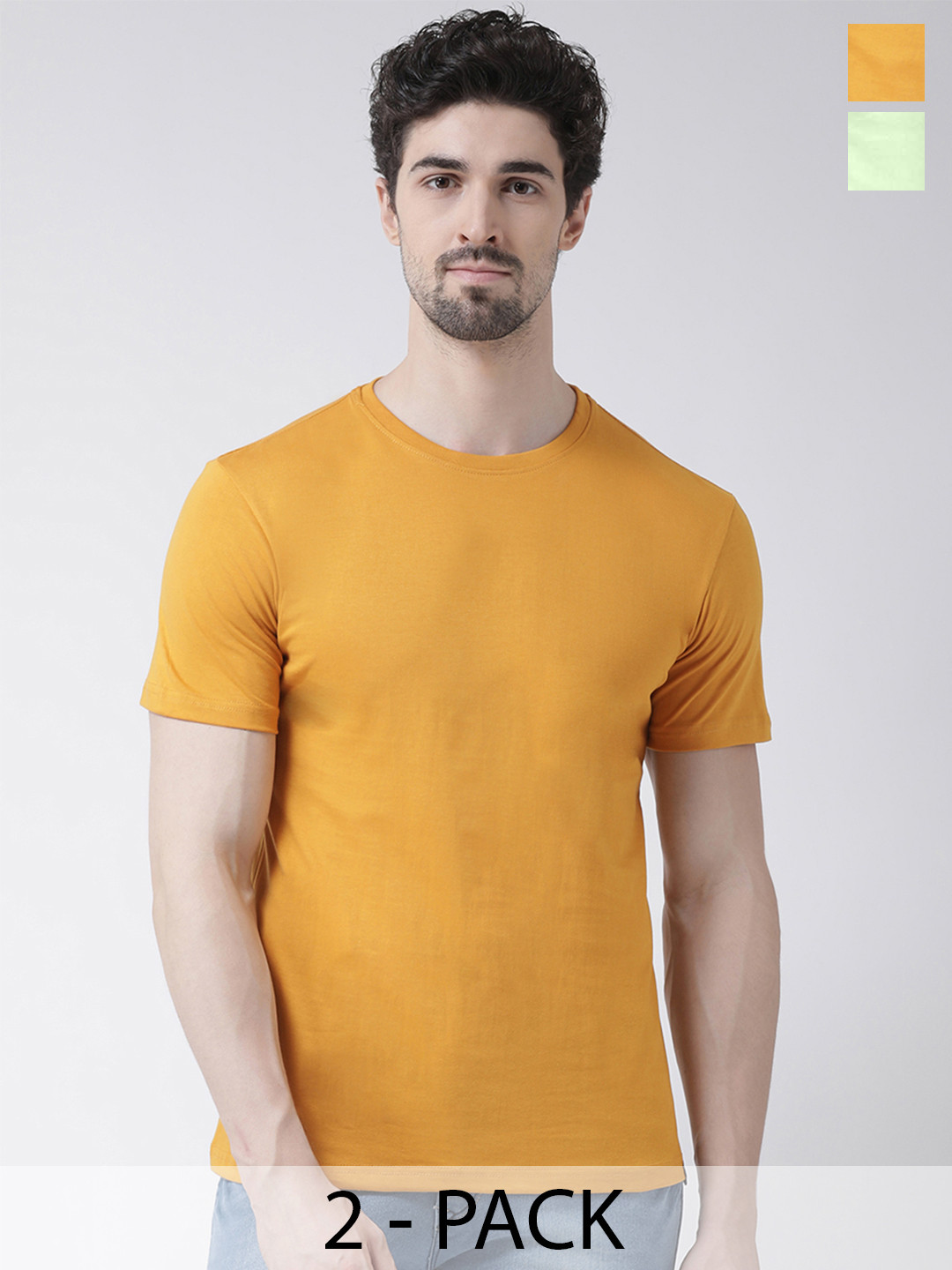 Friskers Men Gold-Toned 2 Pockets Slim Fit T-shirt