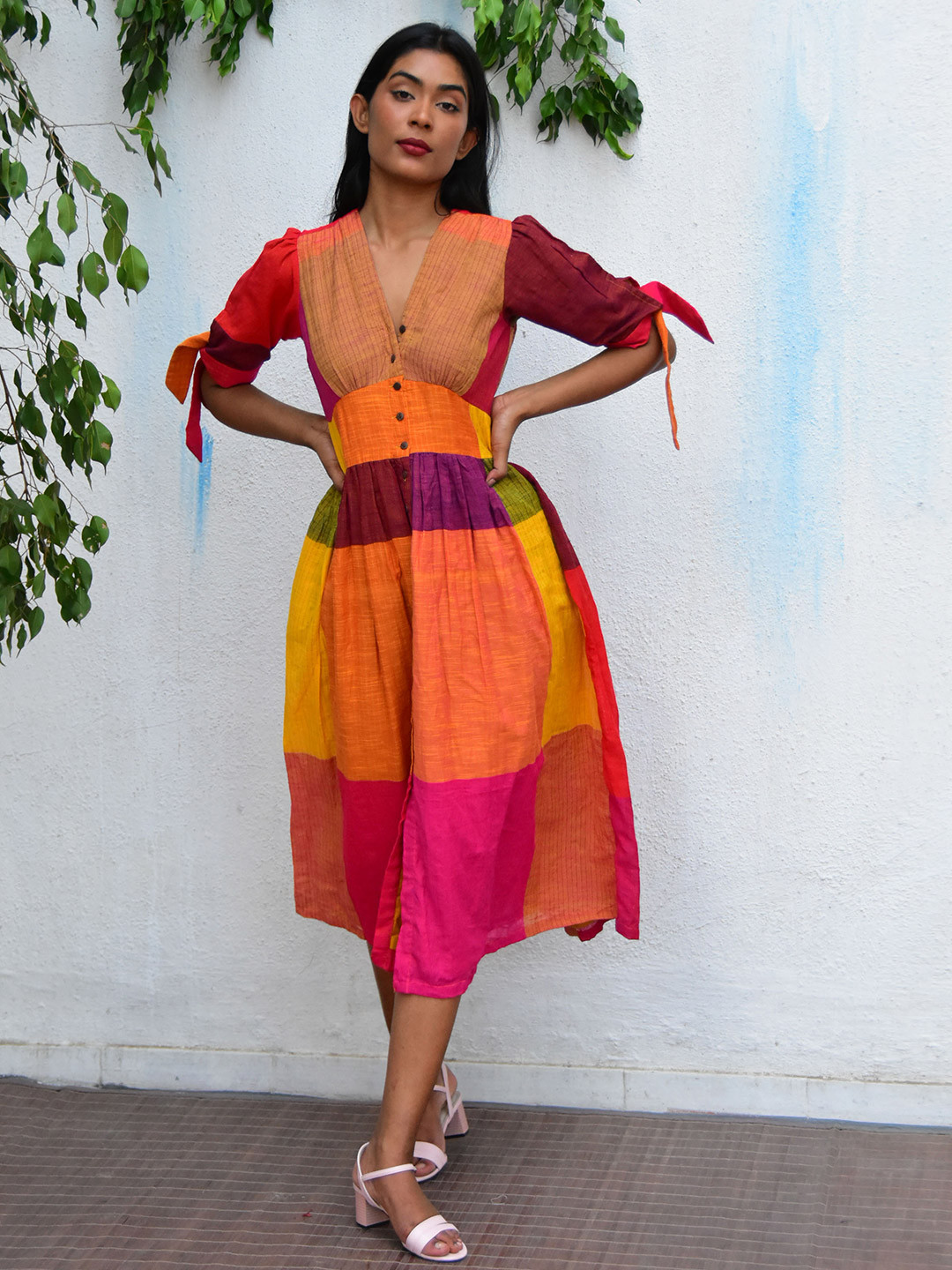 Chidiyaa V-Neck Fit & Flare Midi Dress