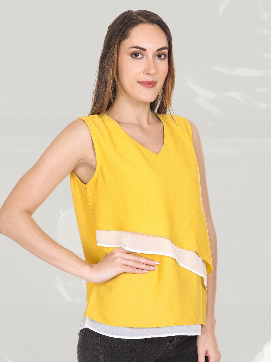 Moda Elementi V-Neck Sleeveless Cotton Top