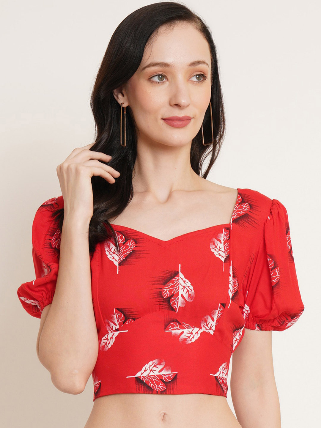 U&F Red & White Conversational Printed Sweetheart Neck Puff Sleeves Crop Top
