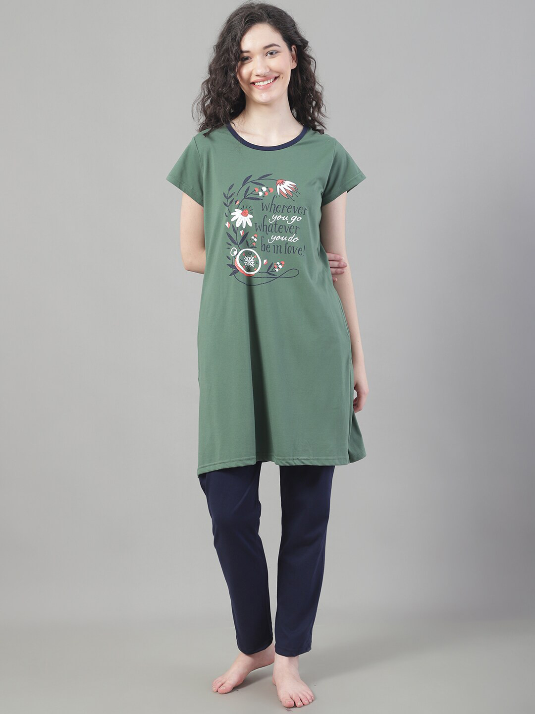 PERFECT LINE Floral Printed Night Suit