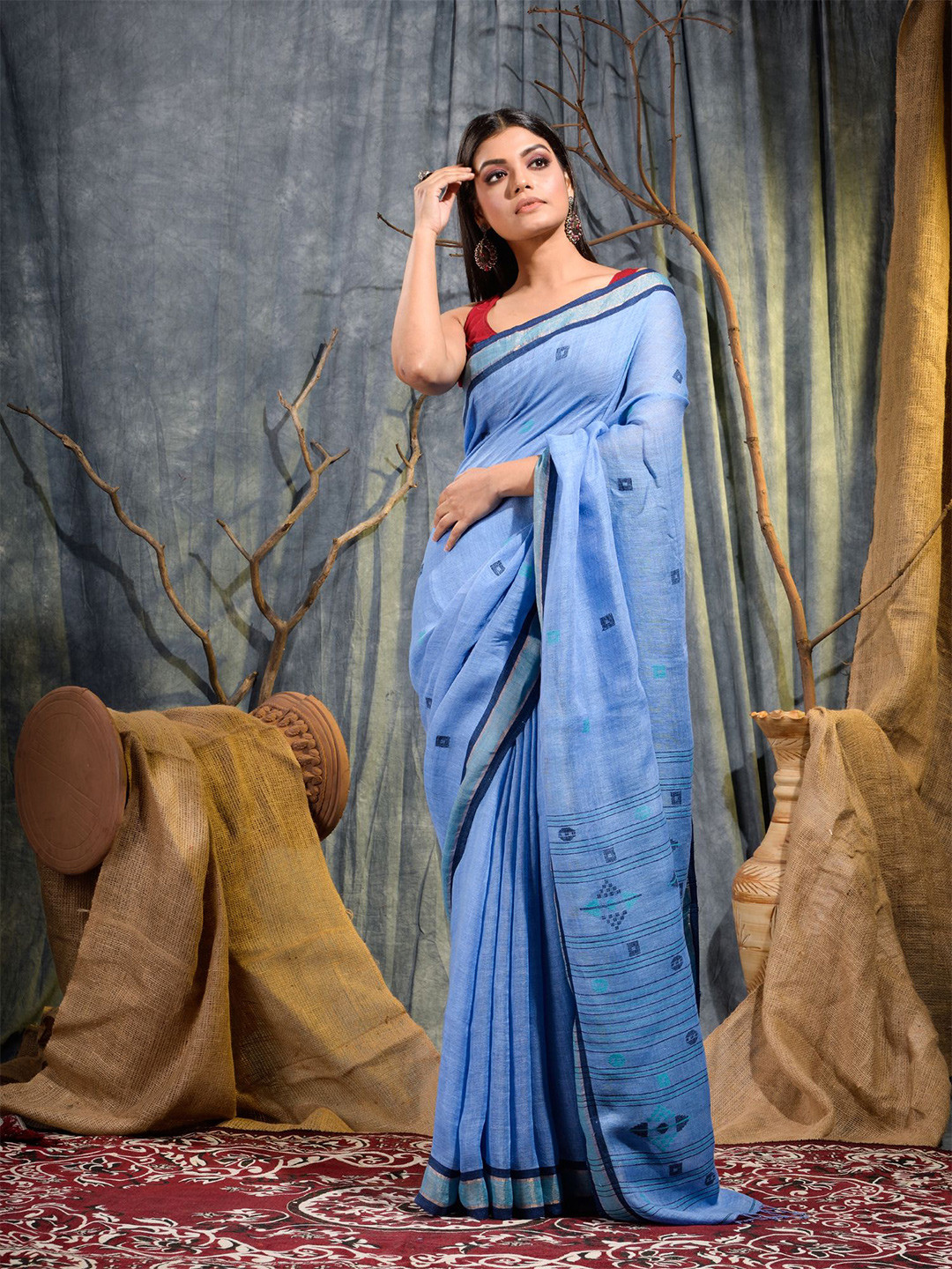 SAJASAJO Woven Design Pure Linen Saree