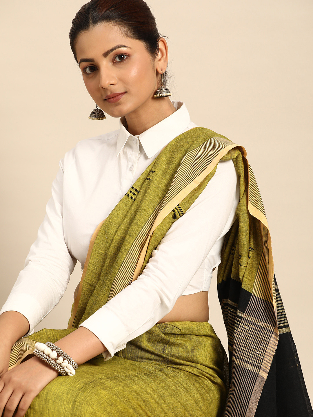 Taavi Woven Design Pure Cotton Buti Handloom Saree