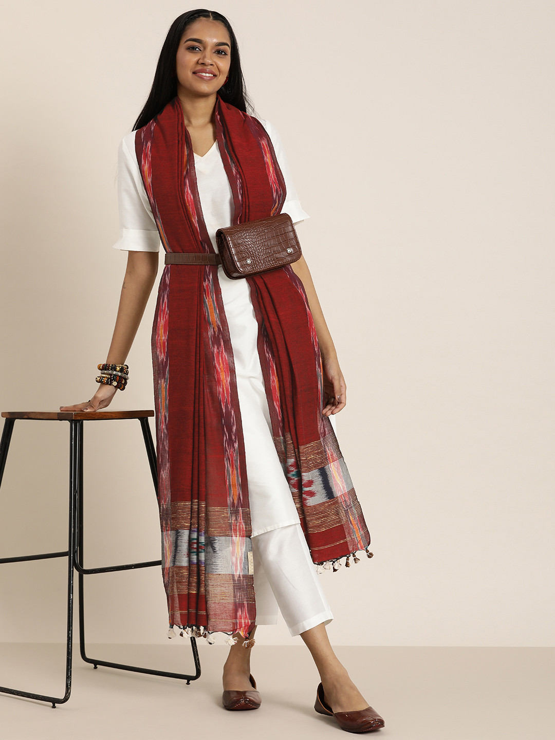 Taavi Ghicha Handloom Dupatta