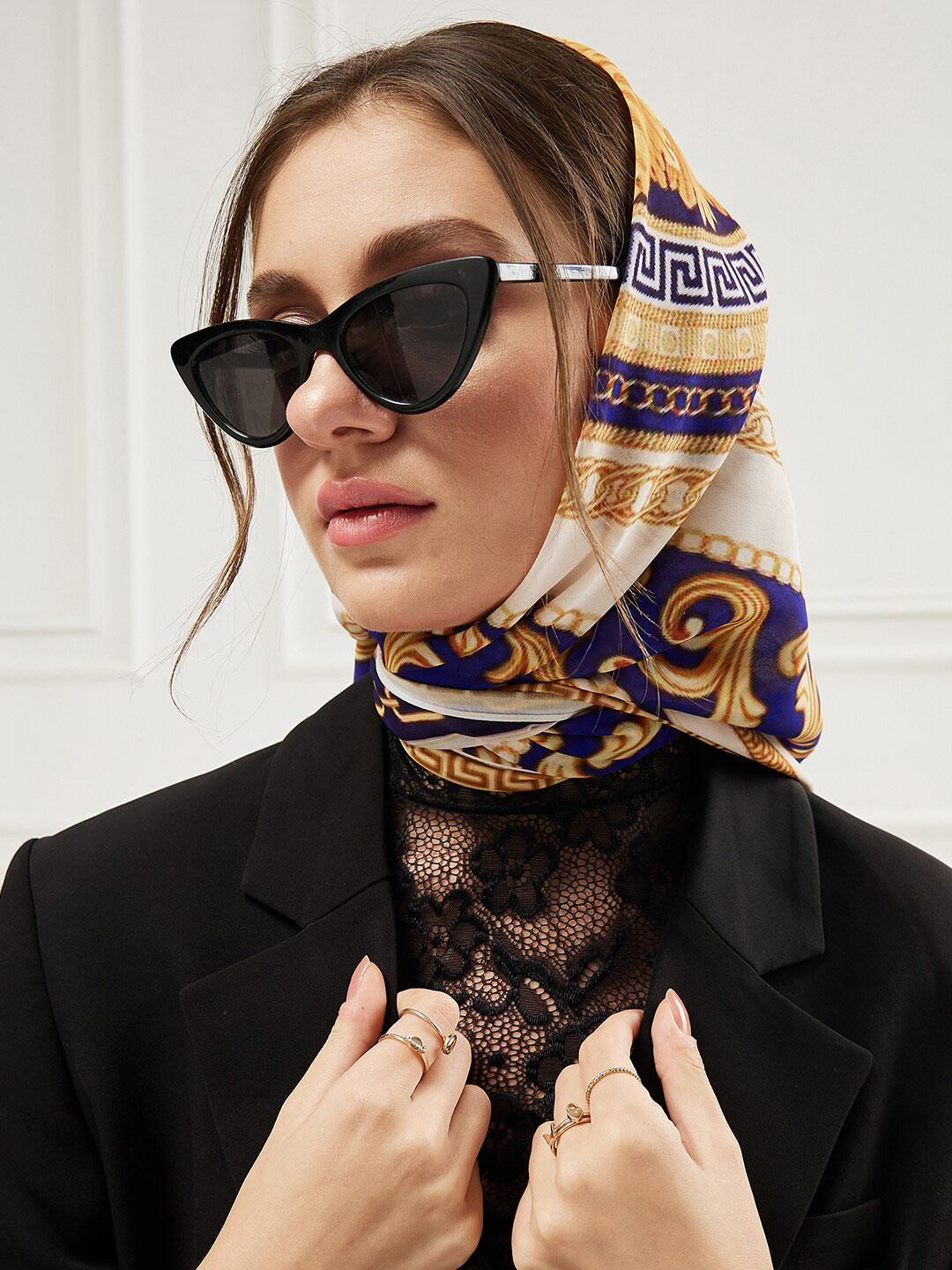 Athena Women Blue & Cream-Coloured Printed Scarf