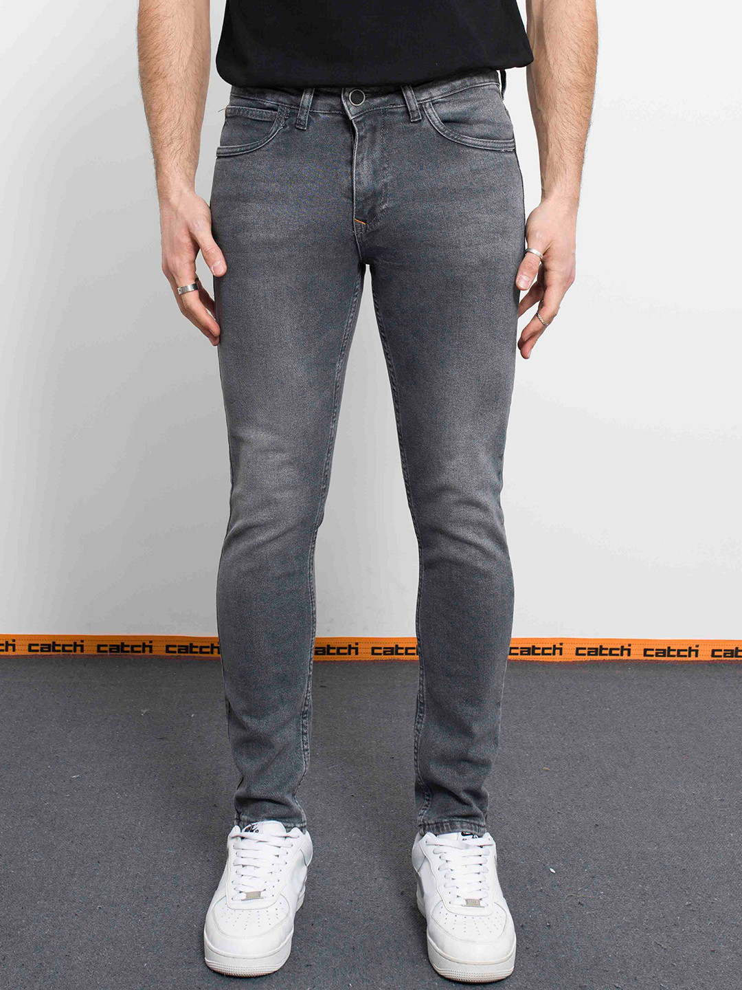 catch Men Slim Fit Light Fade Stretchable Jeans