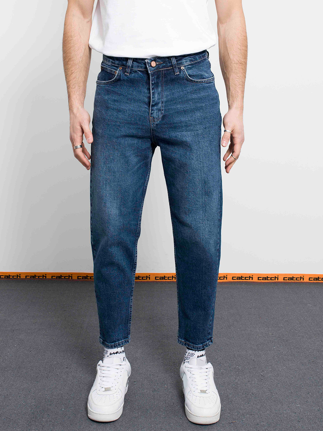 catch Men Faded Regular Fit Jeans