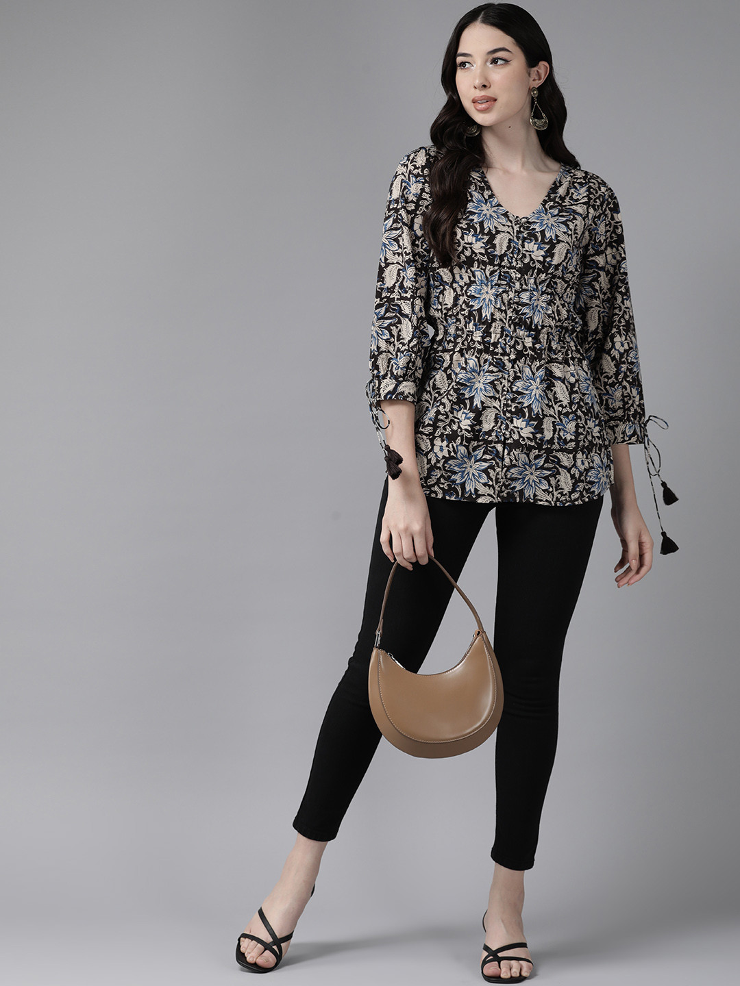 Prakrti Floral Printed V-Neck Pure Cotton Pleated Kurti