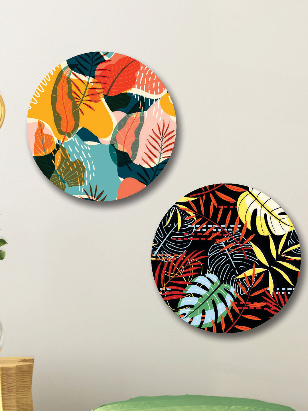 SAF Black & Yellow 2-Pieces Leaves Printed Round Wall Art