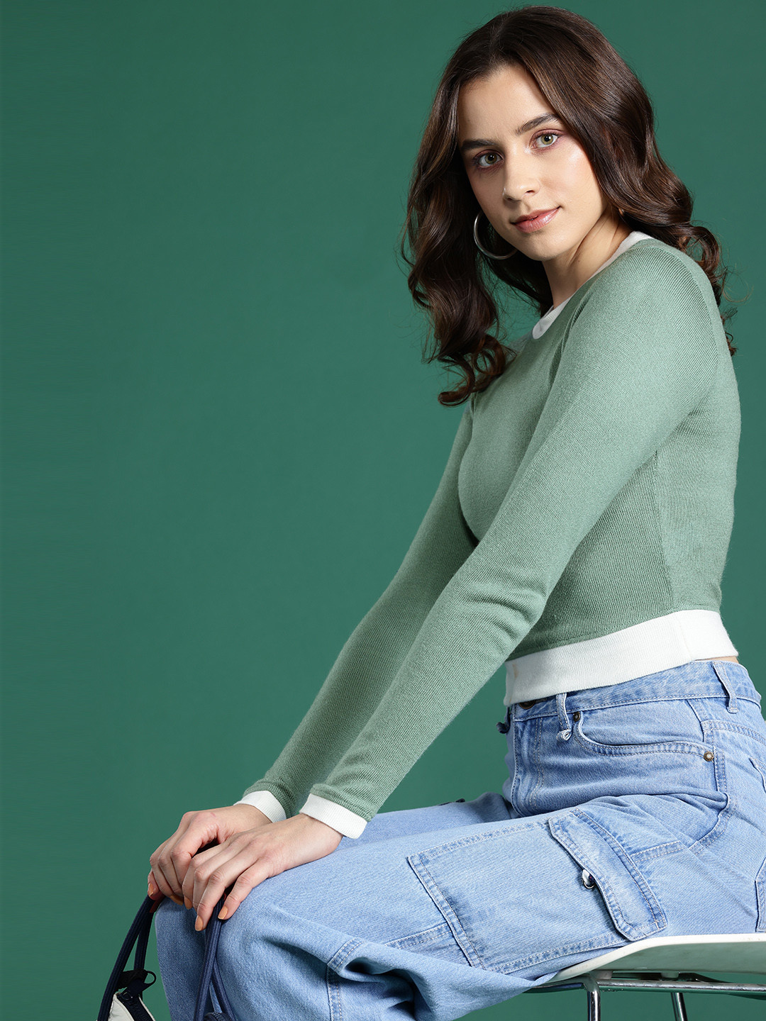 DressBerry Contrast Tipping Acrylic Pullover