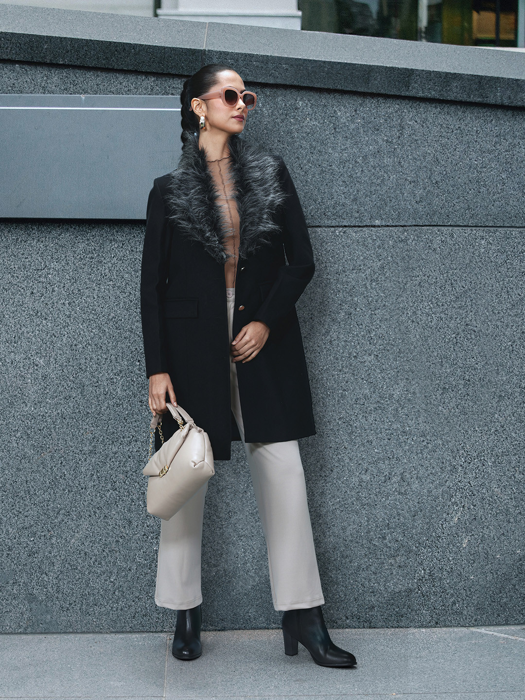 4WRD by Dressberry Faux Fur Collar Over Coat