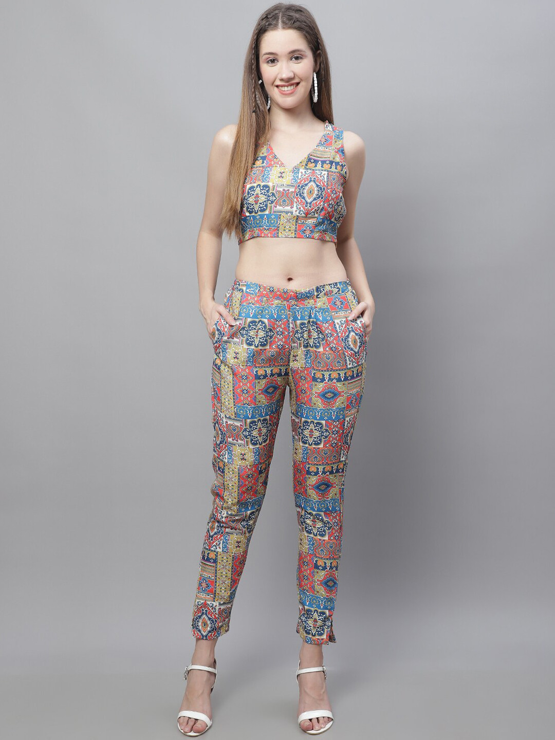 JAINISH Digital Printed Crop Top & Jacket With Trousers