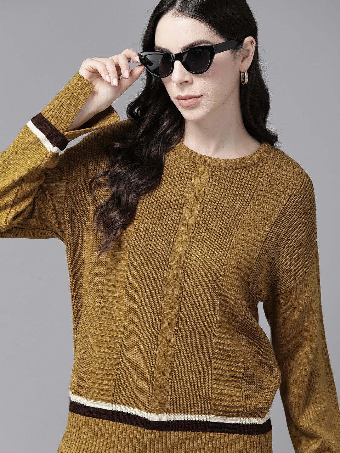 The Roadster Lifestyle Co. Acrylic Fine Knit Pullover
