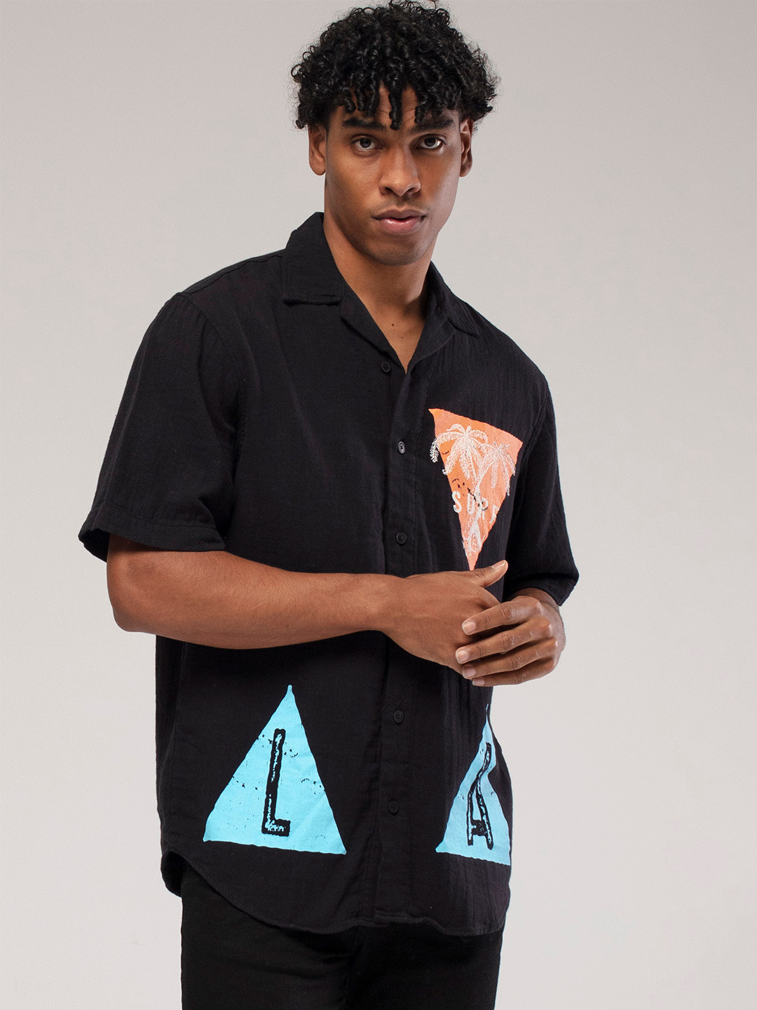 catch Men Graphic Printed Baggy Casual Shirt