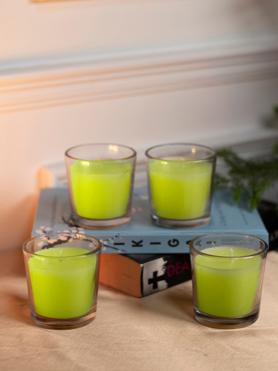 Dhrohar Oriental elegance 4Pcs Scented 1 Wick Tuberose Solid Round Regular Jar Candles