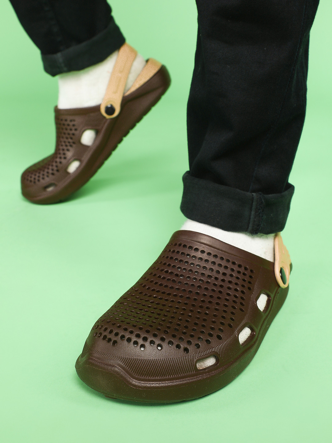 Paragon Men Lightweight & Waterpoof Clogs