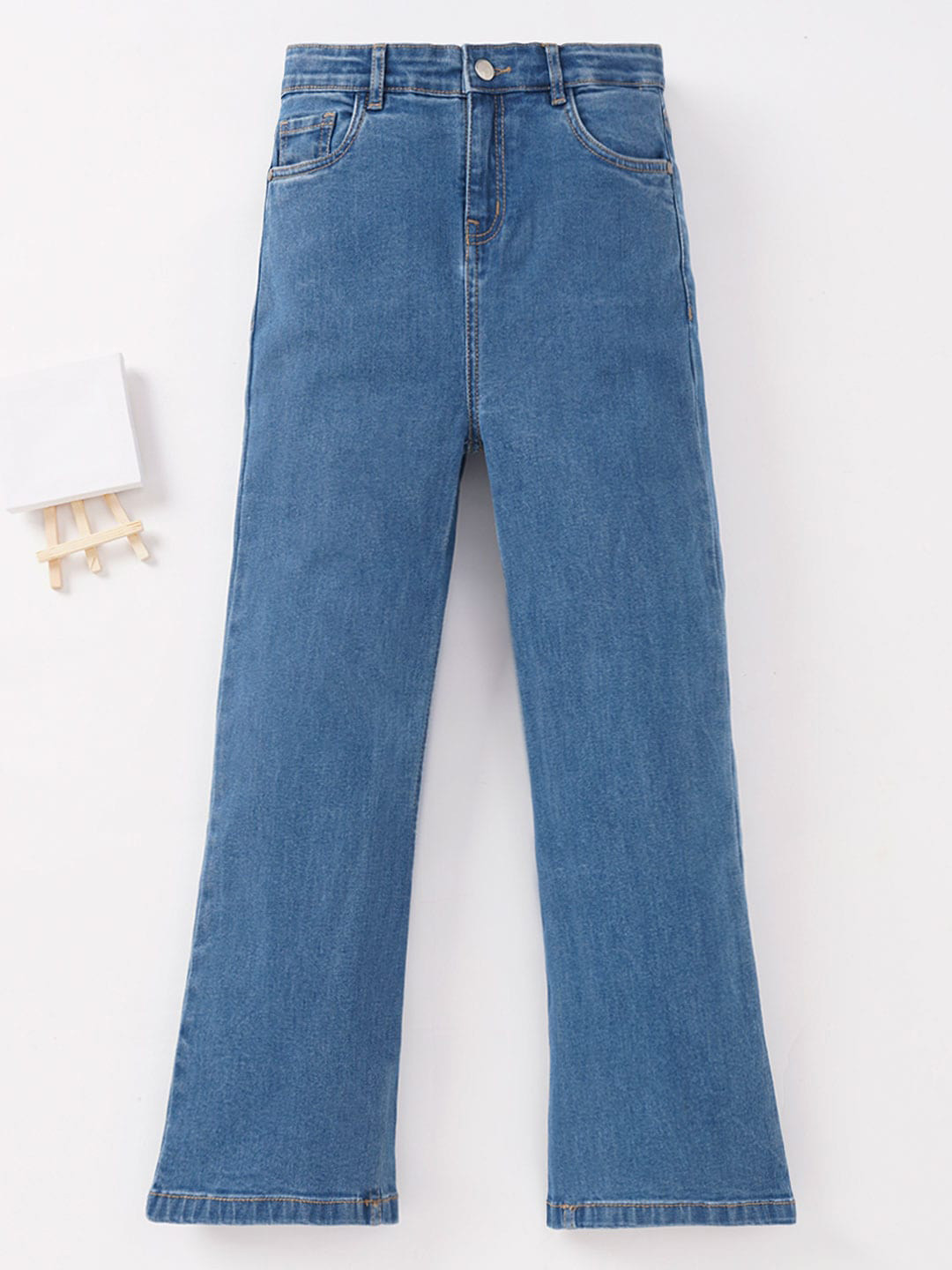 edheads Girls Mid-Rise Wide Leg Light Clean Look Fade Stretchable Jeans