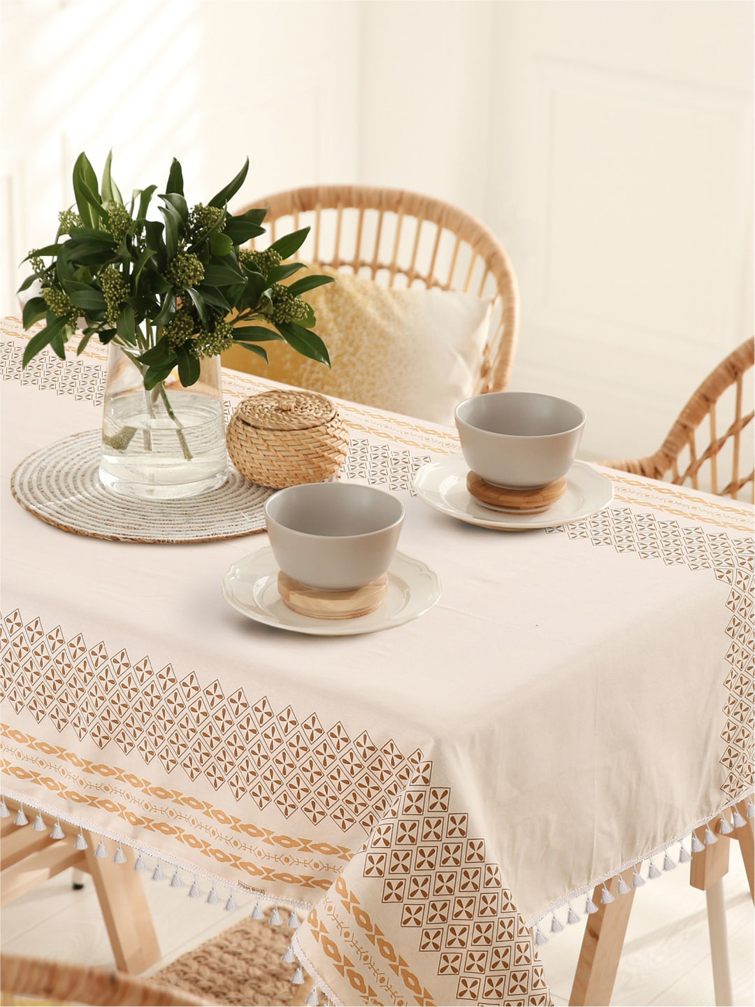 URBAN SPACE Taupe Printed 6-Seater Table Cover