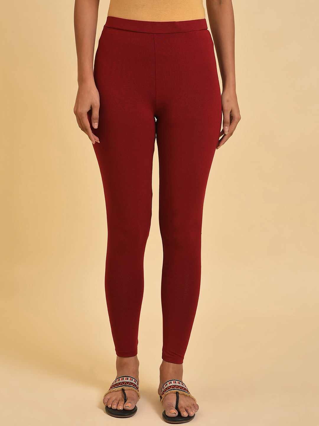 W Red Ankle Length Leggings