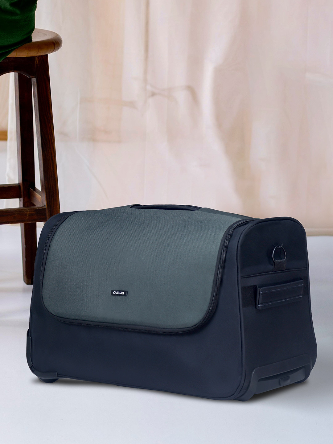 CARRIALL Colourbocked Travel Duffel Bag