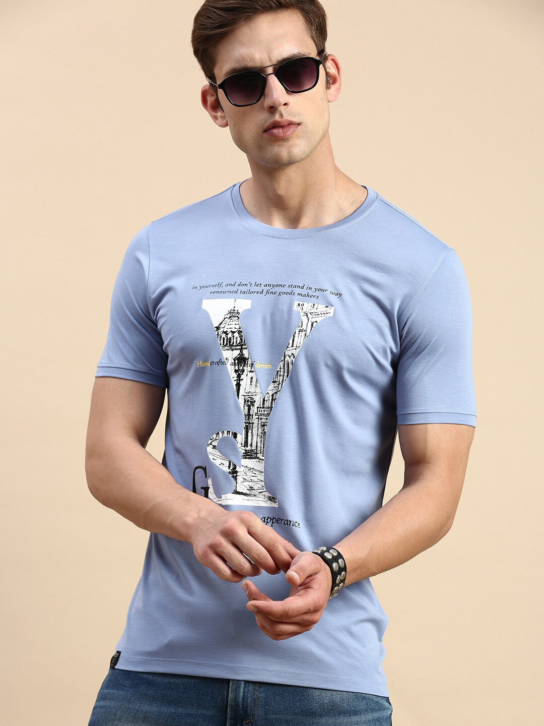 SHOWOFFFF Typography Printed Slim Fit T-shirt