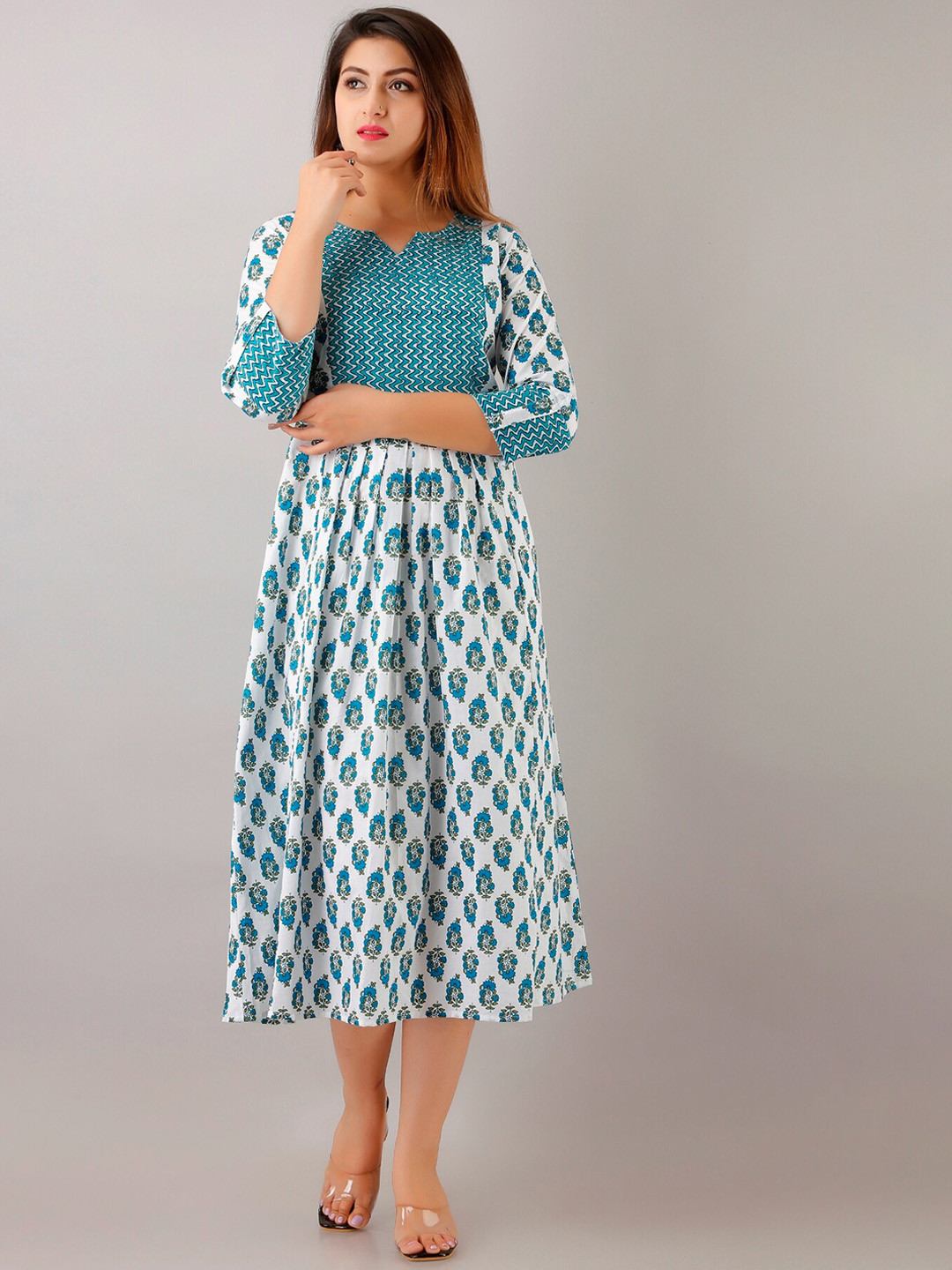 HERE&NOW White & Blue Floral Printed Round Notched Neck Midi-Length A-Line Ethnic Dress