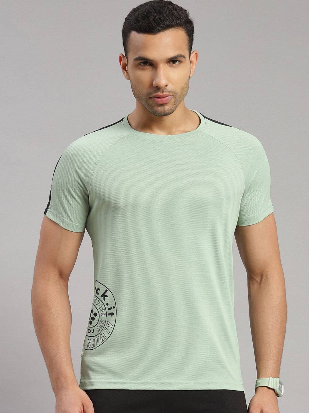 rock.it Round Neck Raglan Sleeves T-shirt