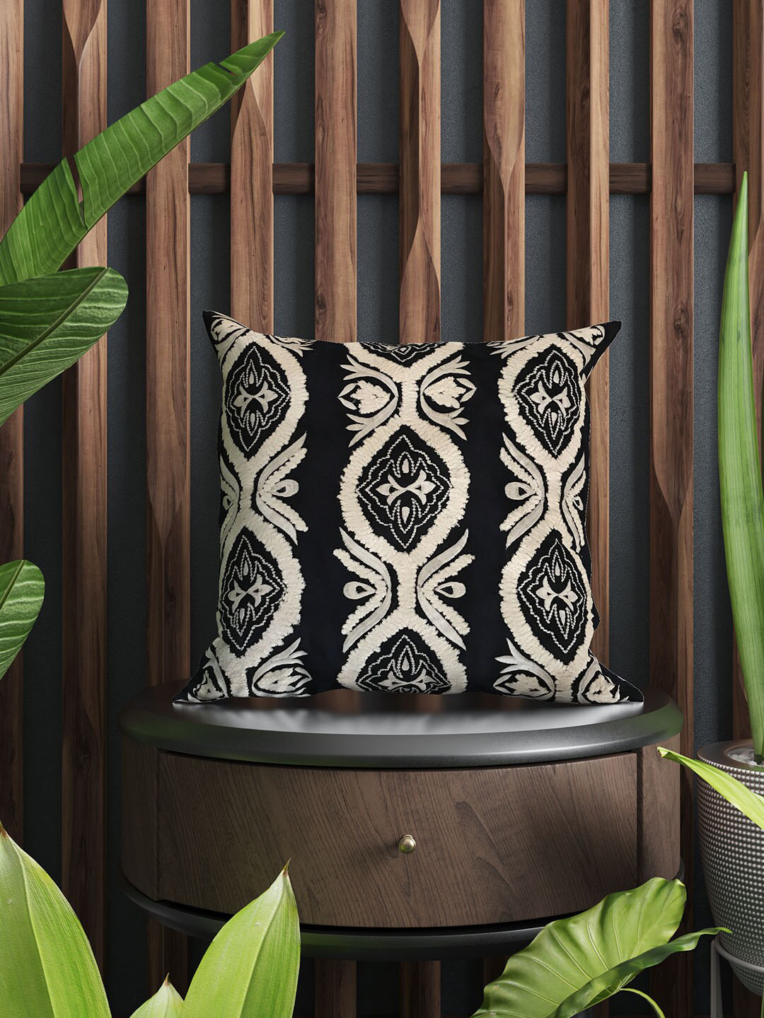 SHADES of LIFE Embroiderd & Light-Weight Cotton 2 Pcs Embroidered Cushion Covers -16x16In