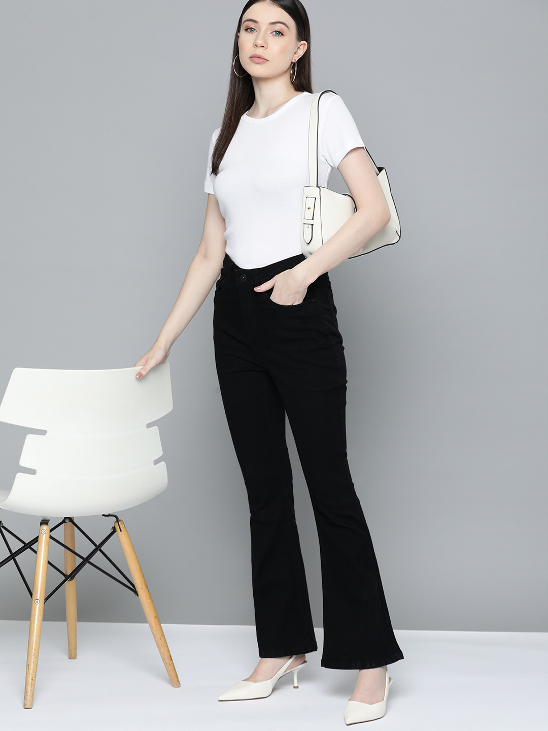 Chemistry Women Bootcut High-Rise Stretchable Jeans