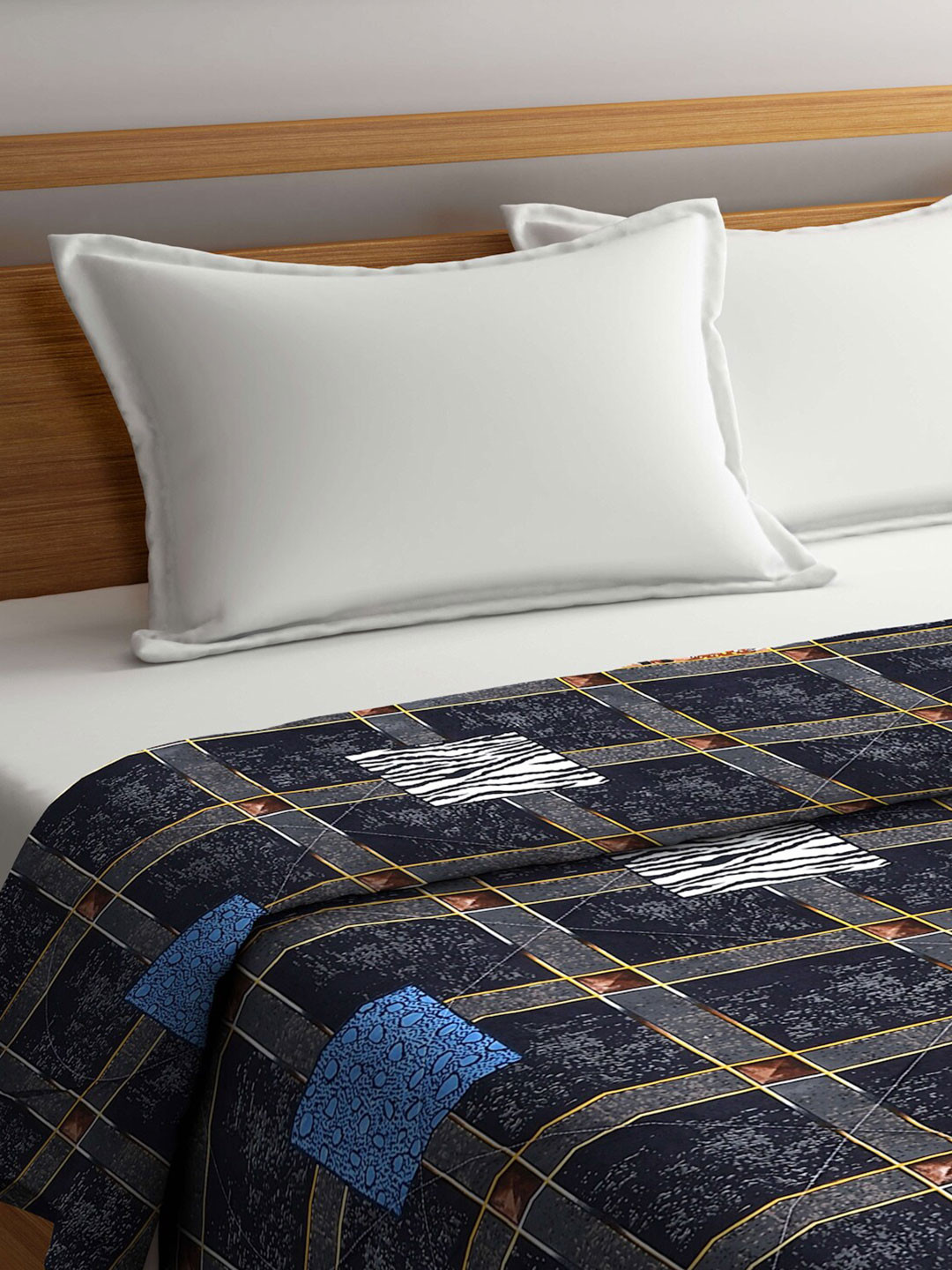 FABINALIV Black & Blue Geometric 400 GSM Micro Fiber Filling AC Room Double Bed Comforter