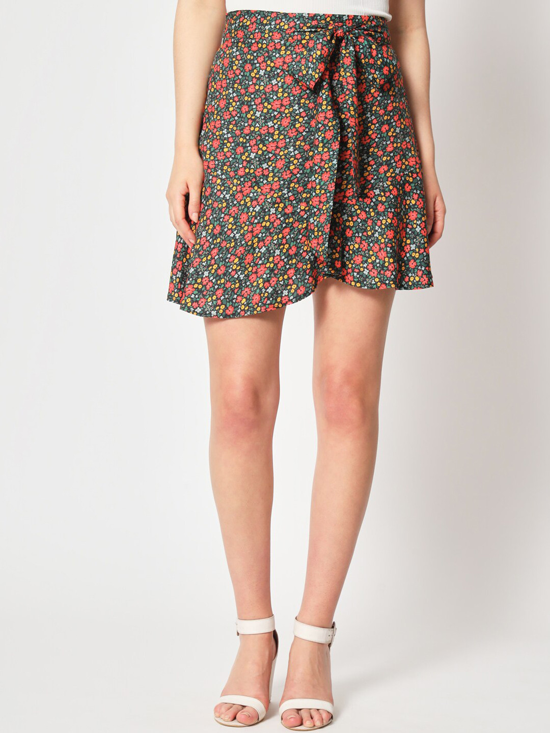 Zastraa Black & Orange-Coloured Floral Printed A-Line Mini Skirt