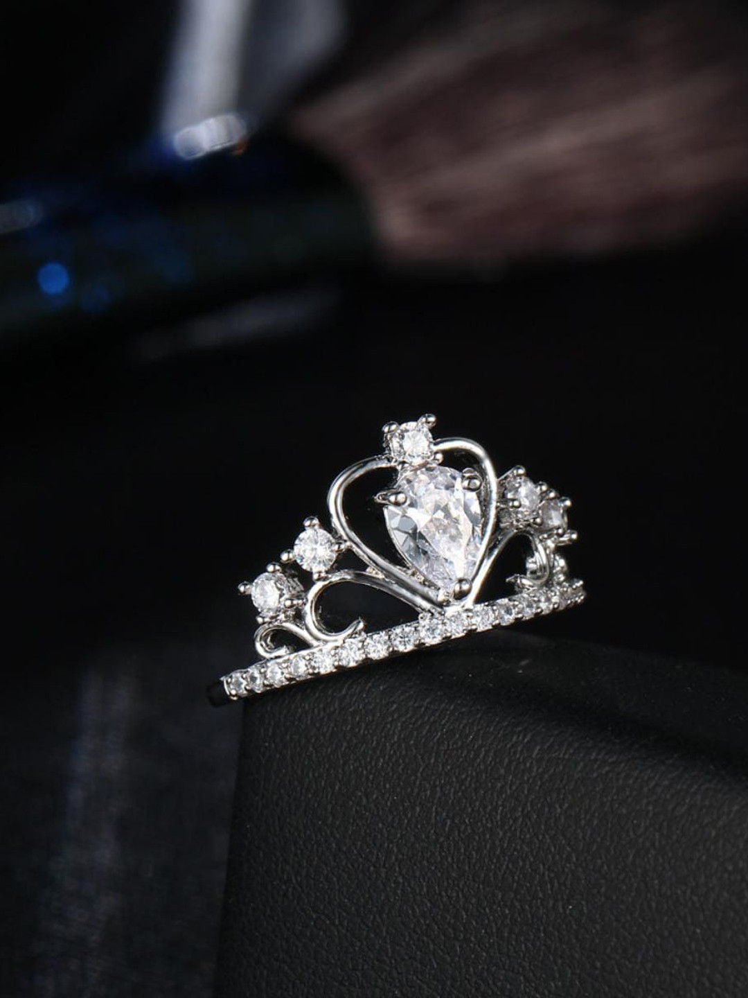 MYKI Silver-Plated CZ-Studded Queen's Crown Finger Ring