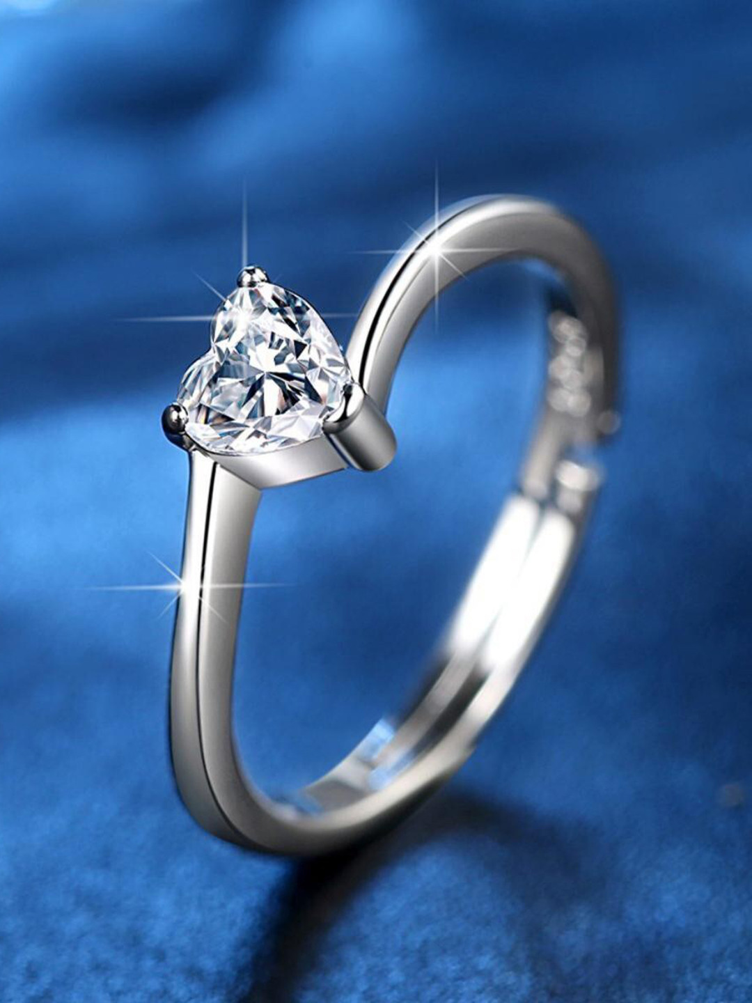 MYKI Silver-Plated CZ-Studded Queen Heart Design Finger Ring