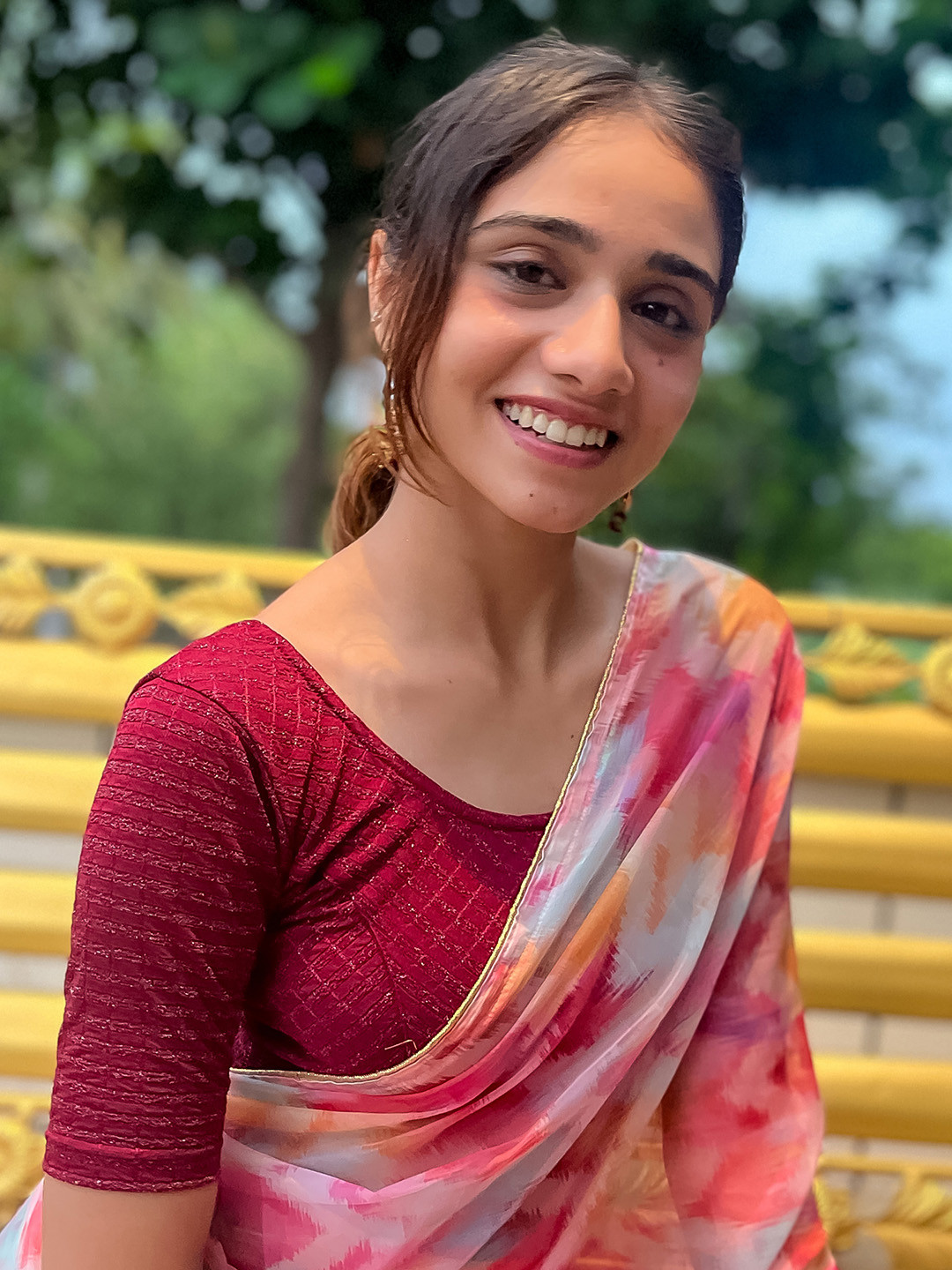 Bindigasm's Advi Jacquard Zari Striped Stretchable Saree Blouse