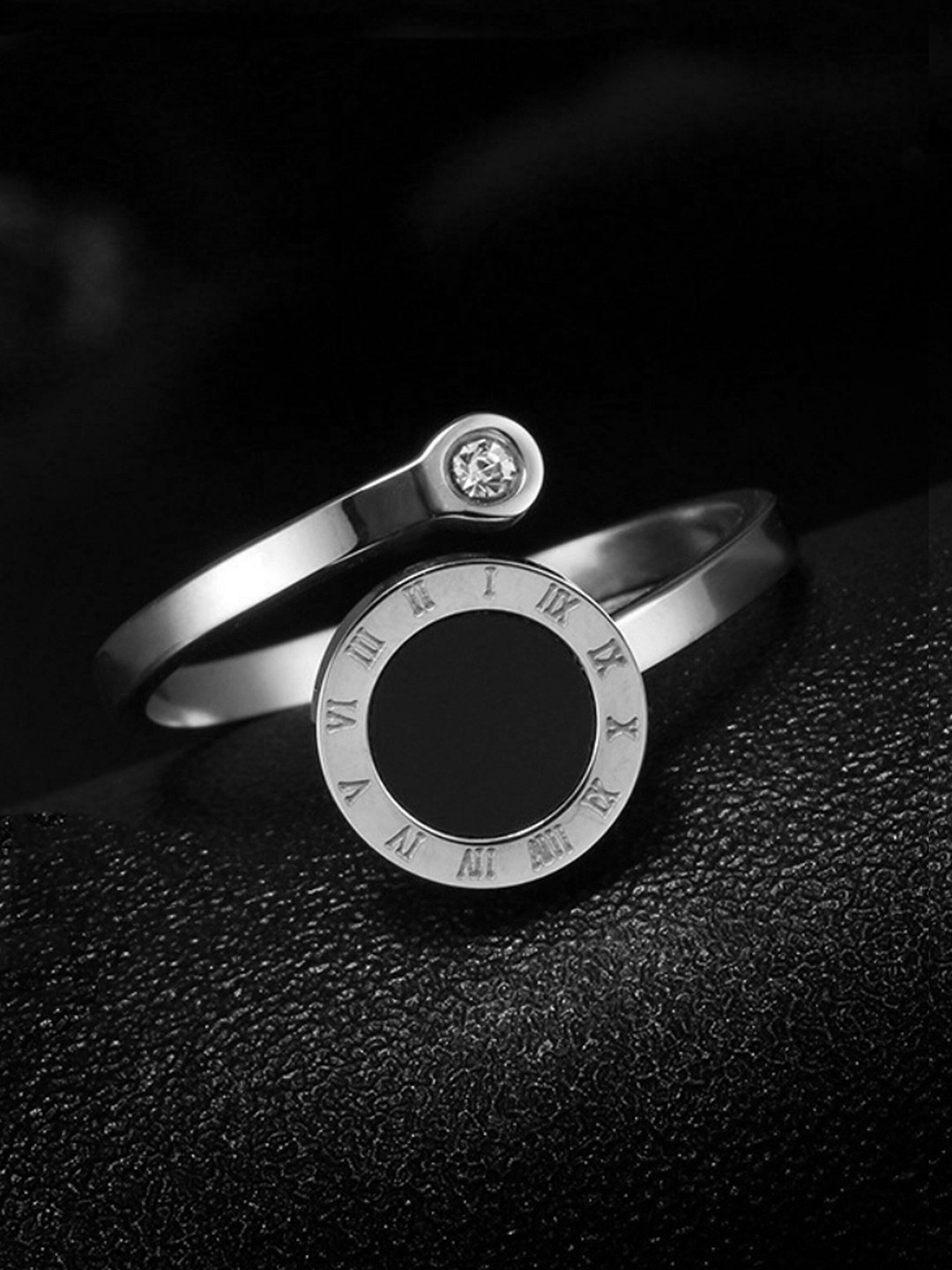 Fashion Frill Silver-Plated Stone Studded Roman Design Adjustable Finger Ring