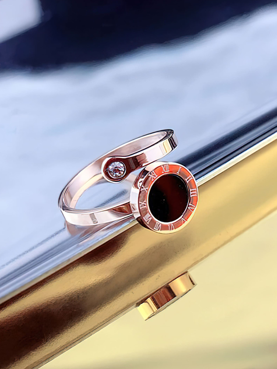 Fashion Frill Rose Gold-Plated AD-Studded Roman Design Adjustable Finger Ring