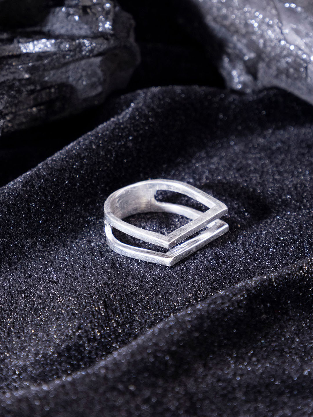 Studio One Love Intricate Textured Detail Adjustable Finger Ring